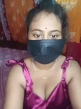 Sayanichatterjee024 online show from June 2026 06:18:02 AM