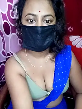 Sayanichatterjee024 online show from July 2026 06:10:02 PM