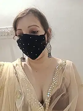 Lovely-Manisha143 online show from June 2026 04:54:02 AM