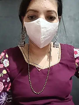 Lovely-Manisha143 online show from July 2026 10:56:02 PM