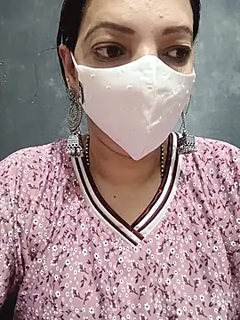 Lovely-Manisha143 online show from July 2026 11:43:02 PM