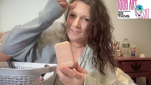 Snapshot of maddiliz chatting on February 2025 05:30:01 AM maddiliz online show from February 2025 05:30:01 AM