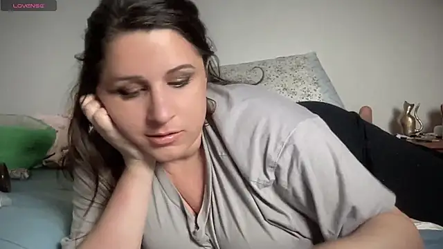 Snapshot of maddiliz chatting on February 2025 04:31:01 AM maddiliz online show from February 2025 04:31:01 AM