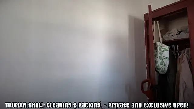 Snapshot of maddiliz chatting on February 2025 07:16:01 PM maddiliz online show from February 2025 07:16:01 PM