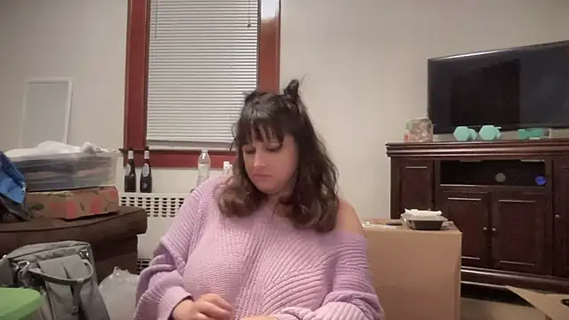 Snapshot of maddiliz chatting on March 2025 05:21:02 AM maddiliz online show from March 2025 05:21:02 AM