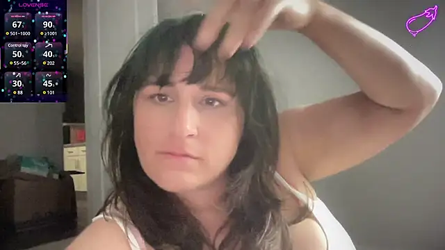 Snapshot of maddiliz chatting on March 2025 12:47:01 AM maddiliz online show from March 2025 12:47:01 AM