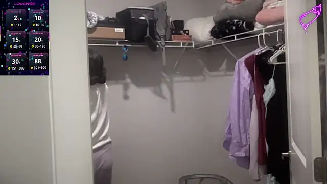 Snapshot of maddiliz chatting on March 2025 01:21:02 AM maddiliz online show from March 2025 01:21:02 AM