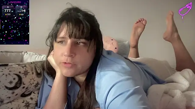 Snapshot of maddiliz chatting on March 2025 03:42:01 PM maddiliz online show from March 2025 03:42:01 PM