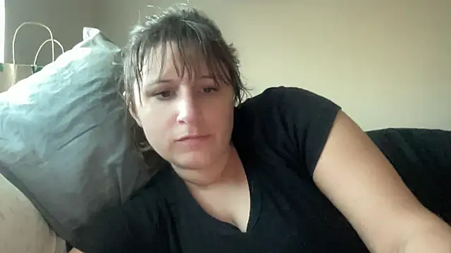 Snapshot of maddiliz chatting on November 2025 04:51:02 PM maddiliz online show from November 2025 04:51:02 PM