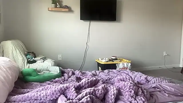 Snapshot of maddiliz chatting on December 2025 06:14:01 PM maddiliz online show from December 2025 06:14:01 PM