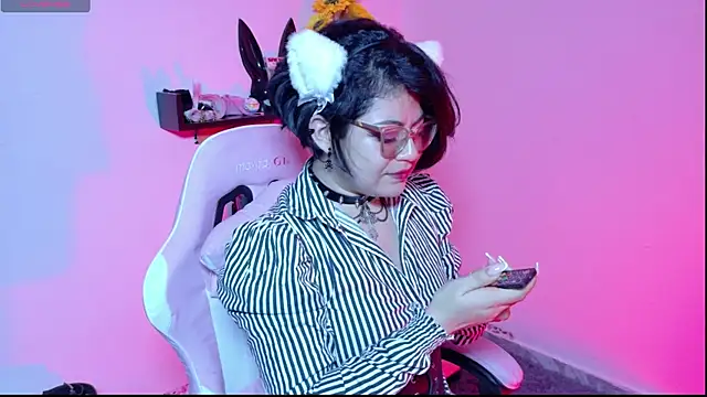 Meow cat4 online show from July 2026 05:48:02 PM