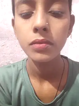 Snapshot of Saloni-Tyagi chatting on June 2026 12:41:02 PM Saloni-Tyagi online show from June 2026 12:41:02 PM