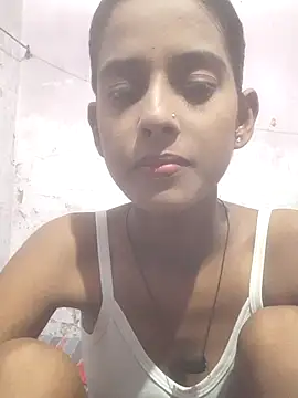 Snapshot of Saloni-Tyagi chatting on July 2026 05:22:01 PM Saloni-Tyagi online show from July 2026 05:22:01 PM