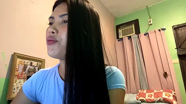 LizabethHaggan online show from June 2026 12:26:01 PM