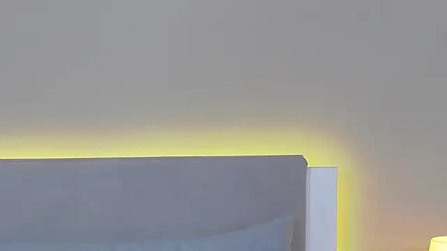EmmaVesper online show from July 2026 11:03:02 AM