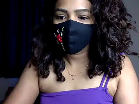 Snapshot of Nisha-moon chatting on June 2026 06:40:02 AM Nisha-moon online show from June 2026 06:40:02 AM