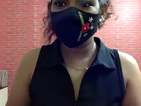 Snapshot of Nisha-moon chatting on July 2026 06:39:01 AM Nisha-moon online show from July 2026 06:39:01 AM