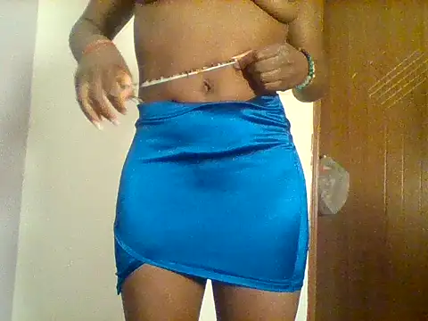 zuri ebonny online show from June 2026 10:15:02 PM