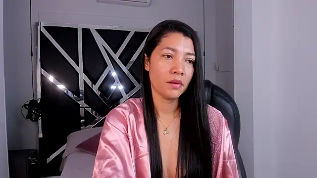 veronica rodriiguez online show from June 2026 07:31:01 PM
