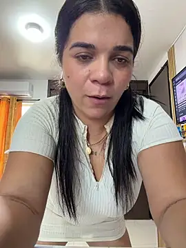 Snapshot of Siri_Luxx chatting on July 2026 10:03:01 PM Siri Luxx online show from July 2026 10:03:01 PM