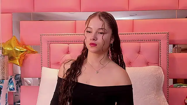 CamilaSaez online show from June 2026 01:15:02 PM