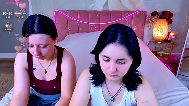 RuthHalll online show from June 2026 07:03:02 AM