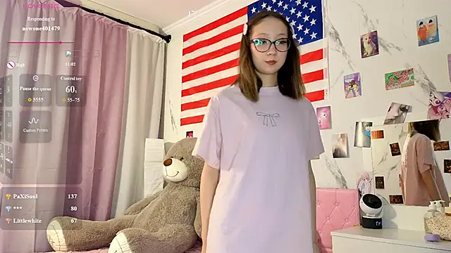 Karolinacreamm online show from June 2026 05:48:01 AM