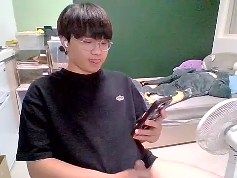 Snapshot of Yang_571 chatting on July 2026 05:59:02 PM Yang 571 online show from July 2026 05:59:02 PM