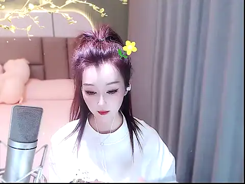 Snapshot of Mimi66688 chatting on June 2026 10:35:01 AM Mimi66688 online show from June 2026 10:35:01 AM