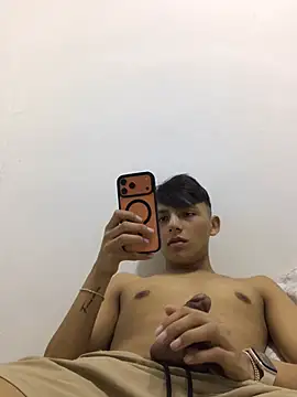 Boydilan online show from June 2026 07:29:01 PM