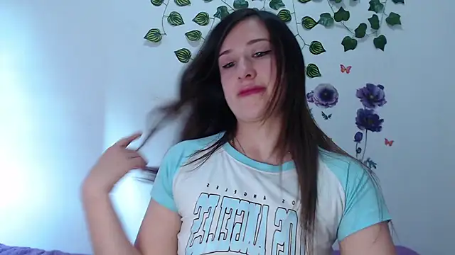 Snapshot of GirlAngell20 chatting on June 2026 09:28:02 PM GirlAngell20 online show from June 2026 09:28:02 PM