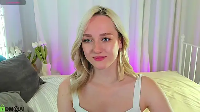 Snapshot of Chloe-Deccer chatting on July 2026 01:04:01 AM Chloe-Deccer online show from July 2026 01:04:01 AM