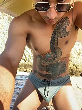 Snapshot of David_Tresh5 chatting on July 2026 07:26:01 AM David Tresh5 online show from July 2026 07:26:01 AM
