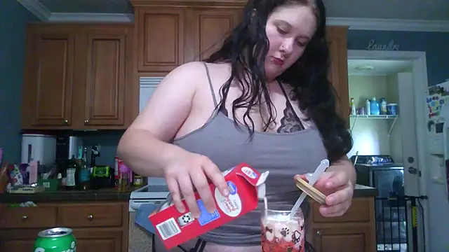 XRoxy ThorneX online show from July 2026 07:49:02 PM