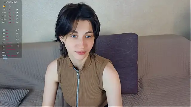 Carolina Lu online show from June 2026 04:38:02 AM