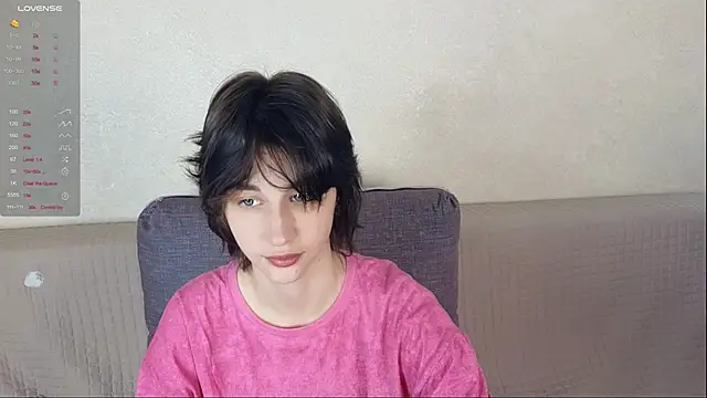 Carolina Lu online show from June 2026 03:18:01 AM