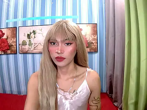 Snapshot of precious_fun chatting on June 2026 05:39:02 PM precious fun online show from June 2026 05:39:02 PM