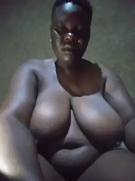 Snapshot of Sexy-Dinah chatting on June 2026 12:24:01 AM Sexy-Dinah online show from June 2026 12:24:01 AM