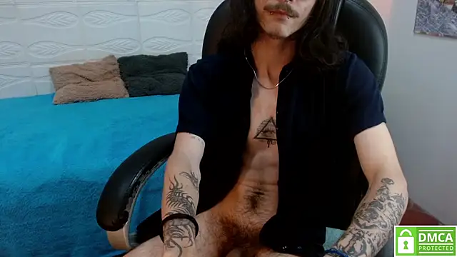 Snapshot of bigcock_robert chatting on July 2026 08:33:02 PM bigcock robert online show from July 2026 08:33:02 PM