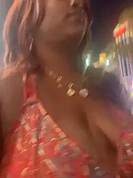 Snapshot of nia_coxlive chatting on August 2026 10:03:01 AM nia coxlive online show from August 2026 10:03:01 AM