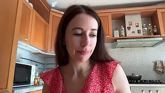 Flamingo Queen online show from June 2026 05:10:01 AM