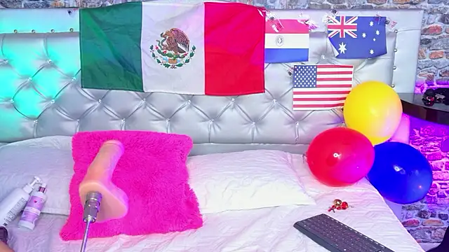 Scarlett  Moon online show from July 2026 01:26:01 PM