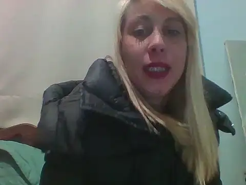 Snapshot of angelsexhot69 chatting on June 2026 11:27:02 PM angelsexhot69 online show from June 2026 11:27:02 PM
