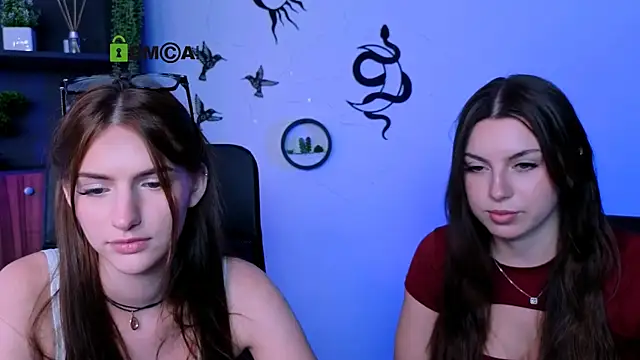 Snapshot of naomi_perl chatting on July 2026 10:33:01 AM naomi perl online show from July 2026 10:33:01 AM