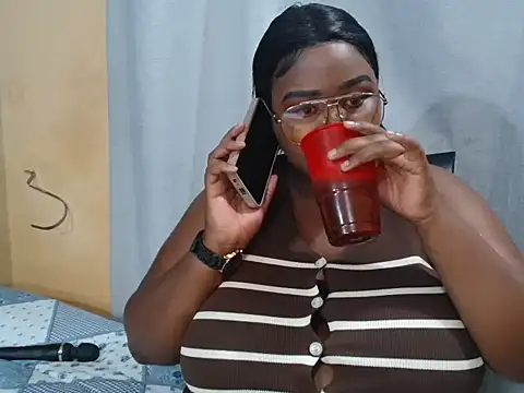 Snapshot of ChocolateChubbyx chatting on June 2026 05:44:01 PM ChocolateChubbyx online show from June 2026 05:44:01 PM