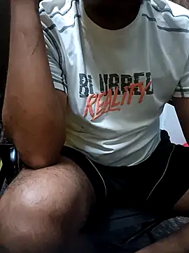 Lawrencedlkk007 online show from February 2026 04:14:02 PM