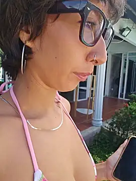 Snapshot of Rebeca_cinamon chatting on June 2026 02:39:01 PM Rebeca cinamon online show from June 2026 02:39:01 PM