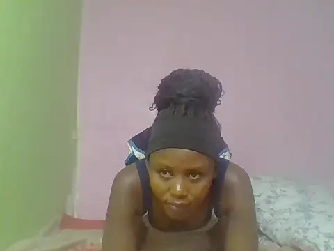 cute bee online show from June 2026 08:30:02 PM