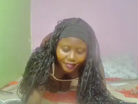 cute bee online show from June 2026 02:52:01 PM