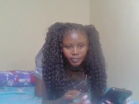 cute bee online show from July 2026 11:17:01 PM